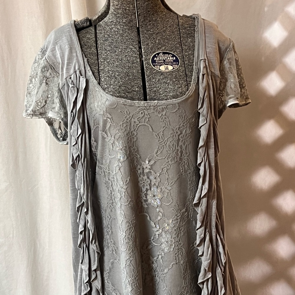 Women’s XL speechless gray lace tunic top NWT